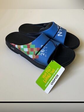 Oofos OOahh Sport Slide "26.2 Miles" NYC 2018 Marathon Edition NWT ~M13 /Wmns 15